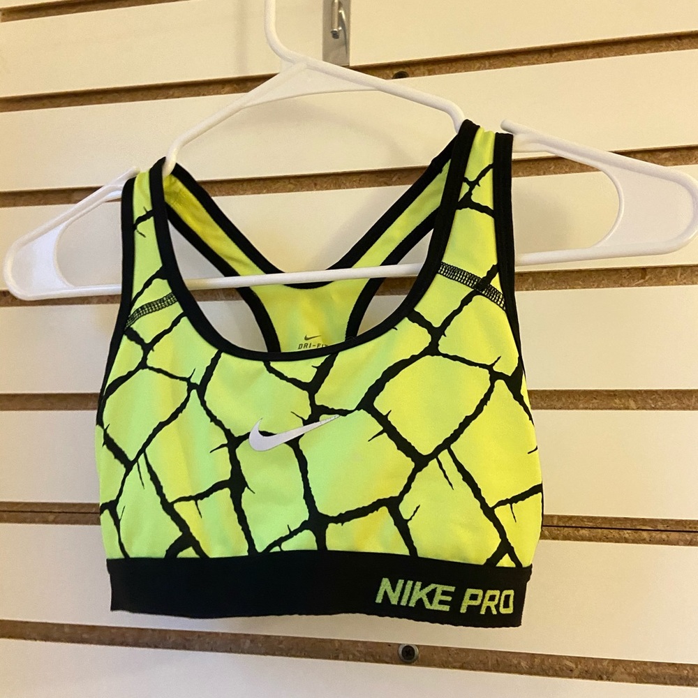Nike Pro sports Bra